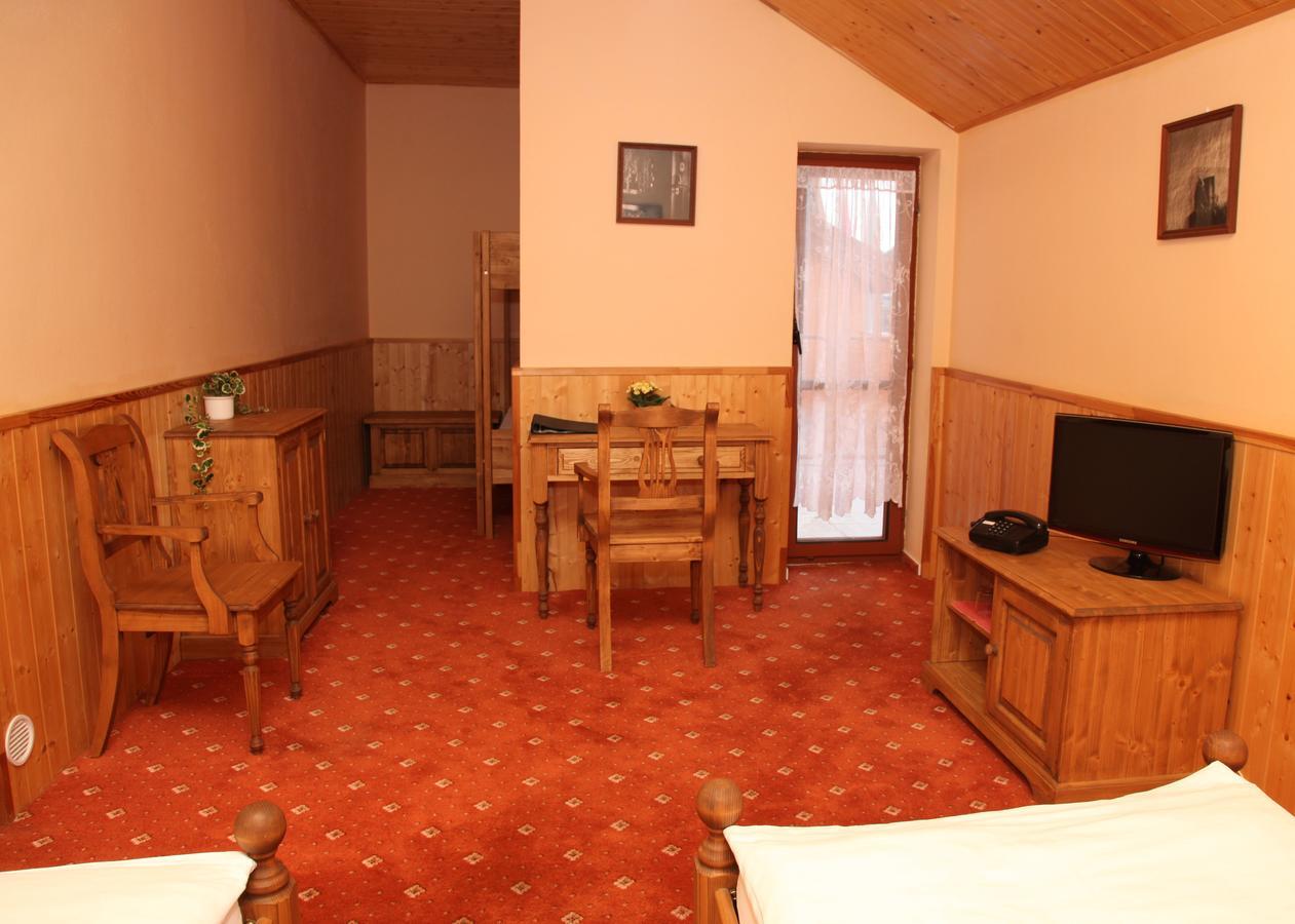 Garni Hotel Asas*** Most Exterior photo